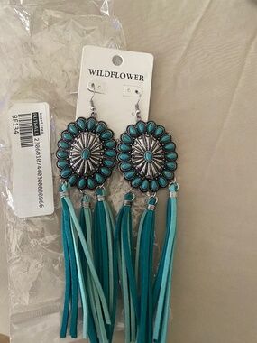 Western dangle earrings